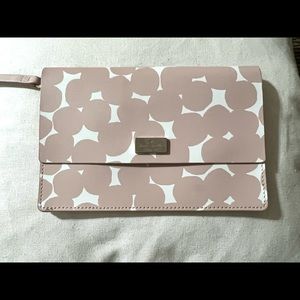 Kate Spade wallet wristlet